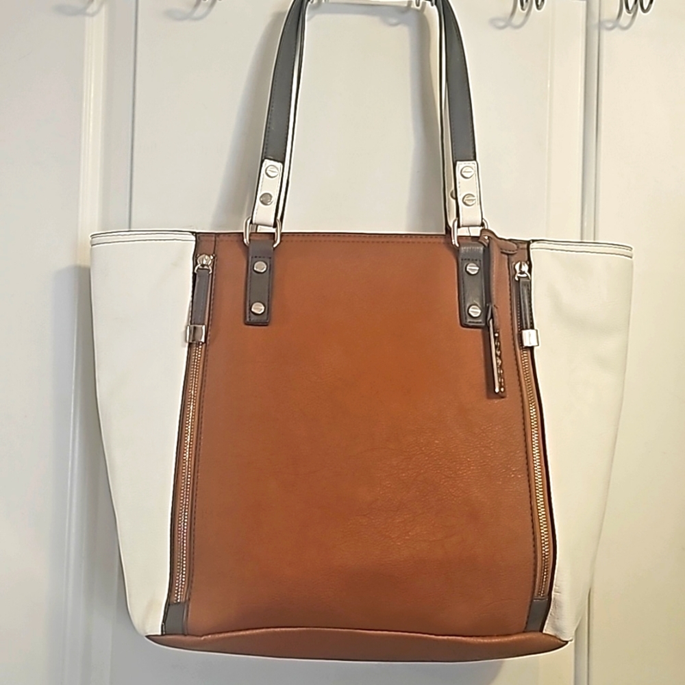 Cesca Large Tote, Tan and White, Top Zip Closure